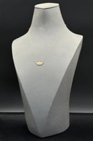 عقد ذهب تصميم الماس عيار 18 وزن من 0.8 الى 0.9 جرا...