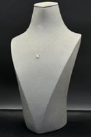 عقد زهره ذهب تصميم الماس عيار 18 وزن 0.6 جرام