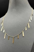 عقد ذهب طويل عيار 18 إشراقة الطول وزن 3.85 جرام