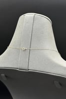 عقد مثلث ذهب تصميم الماس عيار 18 وزن 0.6 جرام