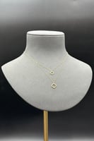 عقد دورين وردة مفرغ ذهب تصميم الماس عيار 18 وزن من...