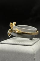 اسوارة مع خاتم وردة ذهب تصميم الماس عيار 18 وزن 14...