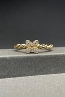 خاتم وردة ذهب تصميم الماس عيار 18 وزن من 3.2 الى 3...