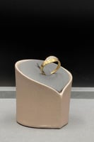 اسوارة مع خاتم ذهب تصميم الماس عيار 18 وزن 8.8 جرا...