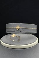 طقم نجمة ذهب صافي عيار 21 وزن من 3.5 الى 3.6 جرام