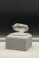 اسوارة مع خاتم ذهب شكل المستطيل تصميم الماس