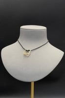 خاتم مربع ثلاث طبقات ذهب صافي عيار 18 وزن من 4.3 ا...