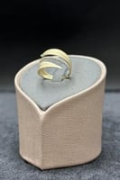 خاتم ذهب تصميم الماس عيار 18 وزن من 2.4 الى 2.5 جر...