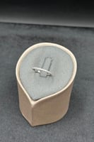 خاتم ذهب ابيض تصميم الماس عيار 18 وزن من 1.1 الى 1...