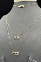 طقم دورين مستطيل ذهب تصميم الماس عيار 18 وزن 2.3 ج...