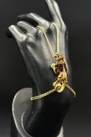 كف تايجر ذهب مع صدف اخضر عيار 18 وزن 10.3 جرام