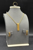 نصف طقم ذهب صافي عيار 21 وزن 7.5 جرام