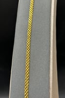 اسوارة ذهب صافي عيار 21 وزن من 2.4 الى 2.5 جرام