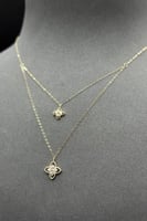 عقد دورين زهرة ذهب تصميم الماس عيار 18 وزن 0.8 جرا...