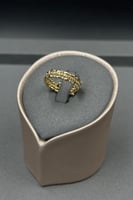 اسوارة مع خاتم ذهب صافي عيار 18 وزن من 6.3 الى 6.4...