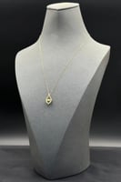 عقد الماس وزن الذهب : 1.80 جرام وزن الألماس : 0.40...