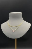 عقد دورين جنزير مع صدف وردي عيار 18 وزن 3.1 جرام