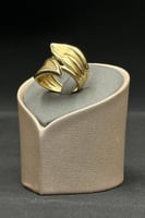 خاتم ورق الشجر ذهب صافي عيار 18 وزن 8.4 جرام