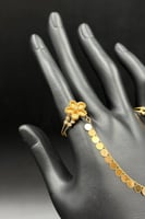 دبل خاتم وردة ذهب صافي عيار 21 وزن من 4.7 الى 4.8...