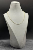 عقد كرات ذهب صافي عيار 18 وزن من 5.3 الى 5.4 جرام