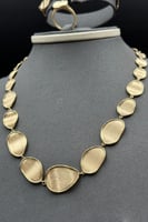 طقم ذهب صافي ايطالي عيار 18 وزن 45.3 جرام