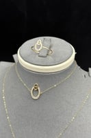 طقم ذهب ناعم عيار 18 حلقة الرقي وزن من 2.5 إلى 2.6...