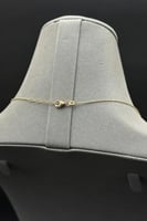 عقد اطفال فراشة ذهب مع صدف ملون عيار 18 وزن 3.1 جر...