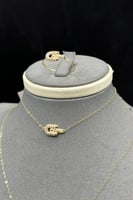 طقم ذهب ناعم عيار 18 سرّ الارتباط وزن 3.25 جرام