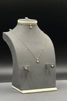 طقم اطفال شكل قلب ذهب مع صدف