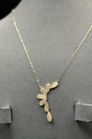 طقم ذهب تصميم الماس عيار 18 وزن 3.1 جرام