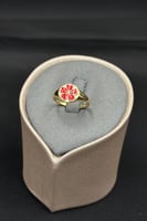 خاتم وردة ذهب ملون عيار 18 وزن من 1.6 الى 1.7 جرام