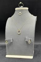 طقم ذهب ناعم عيار 18 حلقة الرقي وزن من 2.5 إلى 2.6...