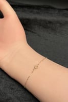 كف فراشة ذهب صافي عيار 18 وزن من 0.7 الى 0.8 جرام