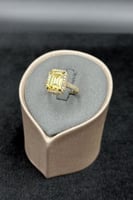 خاتم ذهب مع فص فانسي عيار 18 وزن 4 جرام