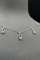 شوكر مستطيل ذهب ابيض تصميم الماس عيار 18 وزن من 7....