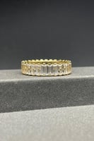 دبلة مع باقيت ذهب تصميم الماس عيار 18 وزن 2.8 جرام