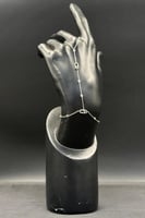 كف مستطيل ذهب ابيض تصميم الماس عيار 18 وزن 4.2 جرا...