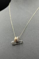 عقد مشبك ذهب تصميم الماس عيار 18 وزن من 3 الى 3.1...