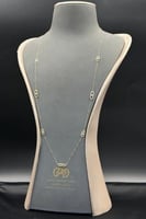 شال مستطيل ذهب تصميم الماس عيار 18 وزن من 2 الى 2....