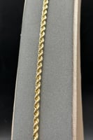 اسوارة مجدول ذهب صافي عيار 18 من 2.7 الى 2.8 جرام