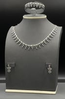 طقم ابيض ذهب تصميم الماس