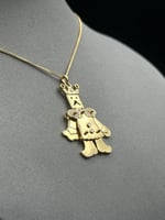 عقد الماس فخم بتصميم ملك انيق