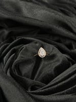 خاتم الماس نسائي بتصميم دمعة فخم