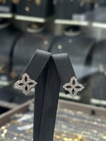 حلق ورده ذهب تصميم الماس