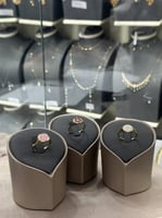 خاتم ذهب نسائي فخم تصميم ورده بألوان متعددة