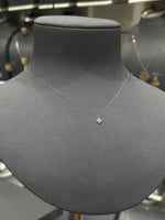 عقد الورده ذهب ابيض تصميم الماس