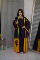 بدله من ثلاث قطع