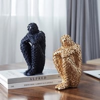 تمثال فسيفساء على شكل جسد متأمل، يمكن استخدامه كمس...