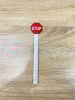 فاصل كتاب خشبي مع إشارة مرورية 12 سم