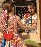 جلابية بناتي انيقة مع طباعة مميزة من قطعتين مع ربط...